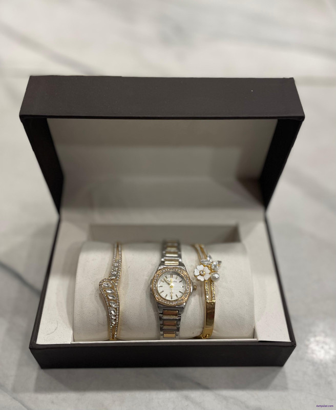 طقم اكسسوار