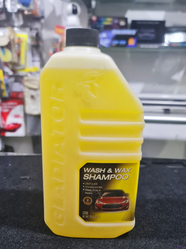 شامبو مع واكسب للسيارات