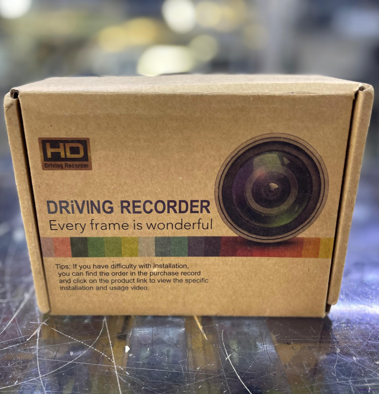 كاميرا تسجيل داخلي وخارجي