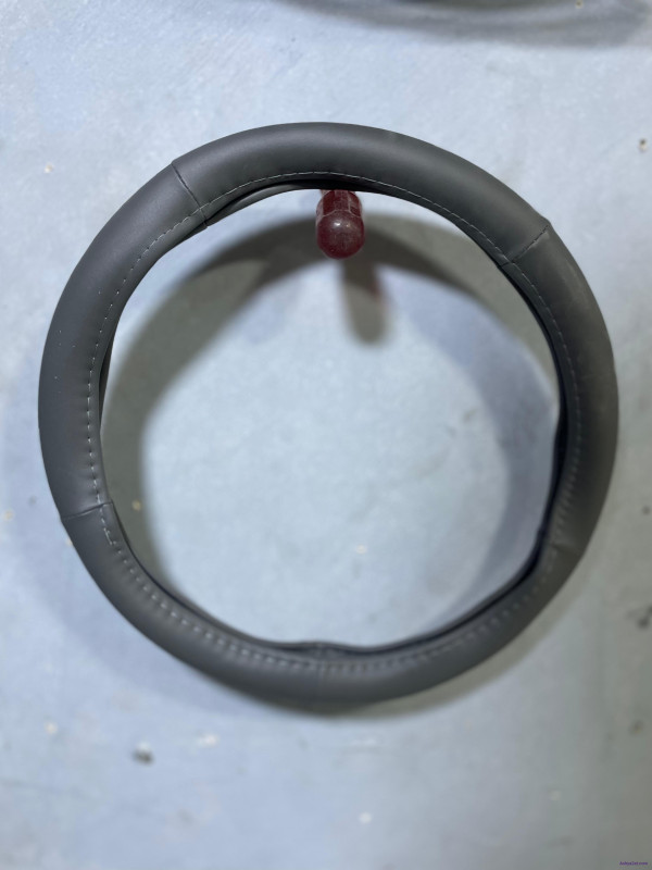 غلاف عجلة القيادة