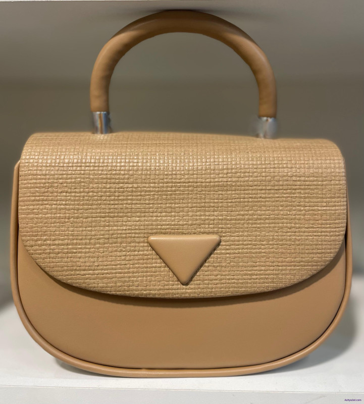 حقيبة ستاتي