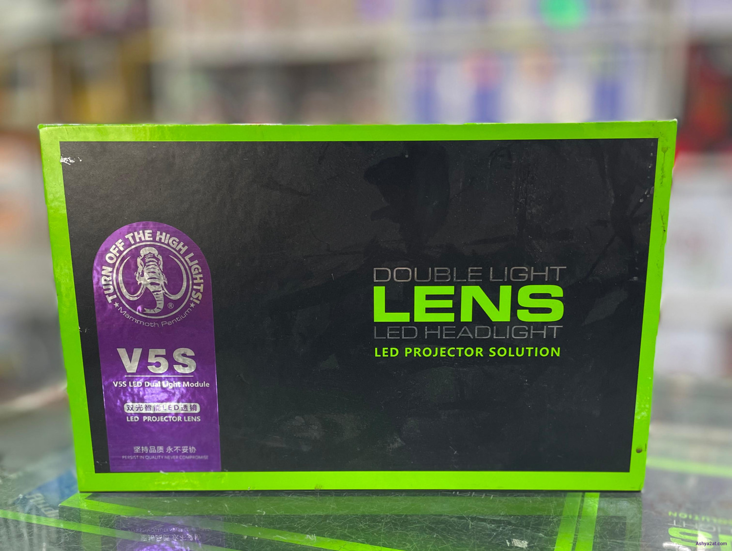 عدسة ليزر للسيارة