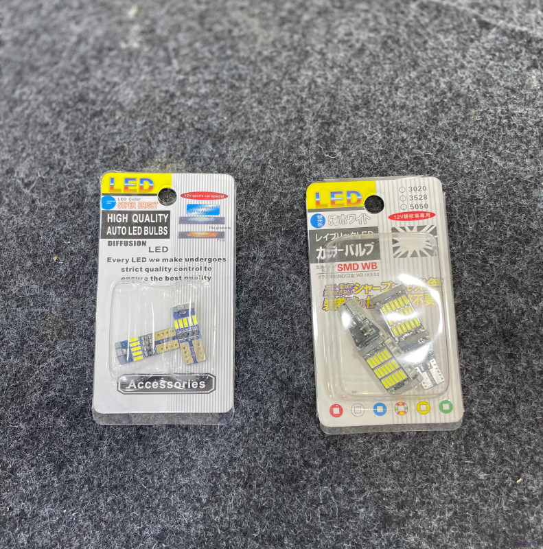 أضوية لغرفة السيارة الداخلية