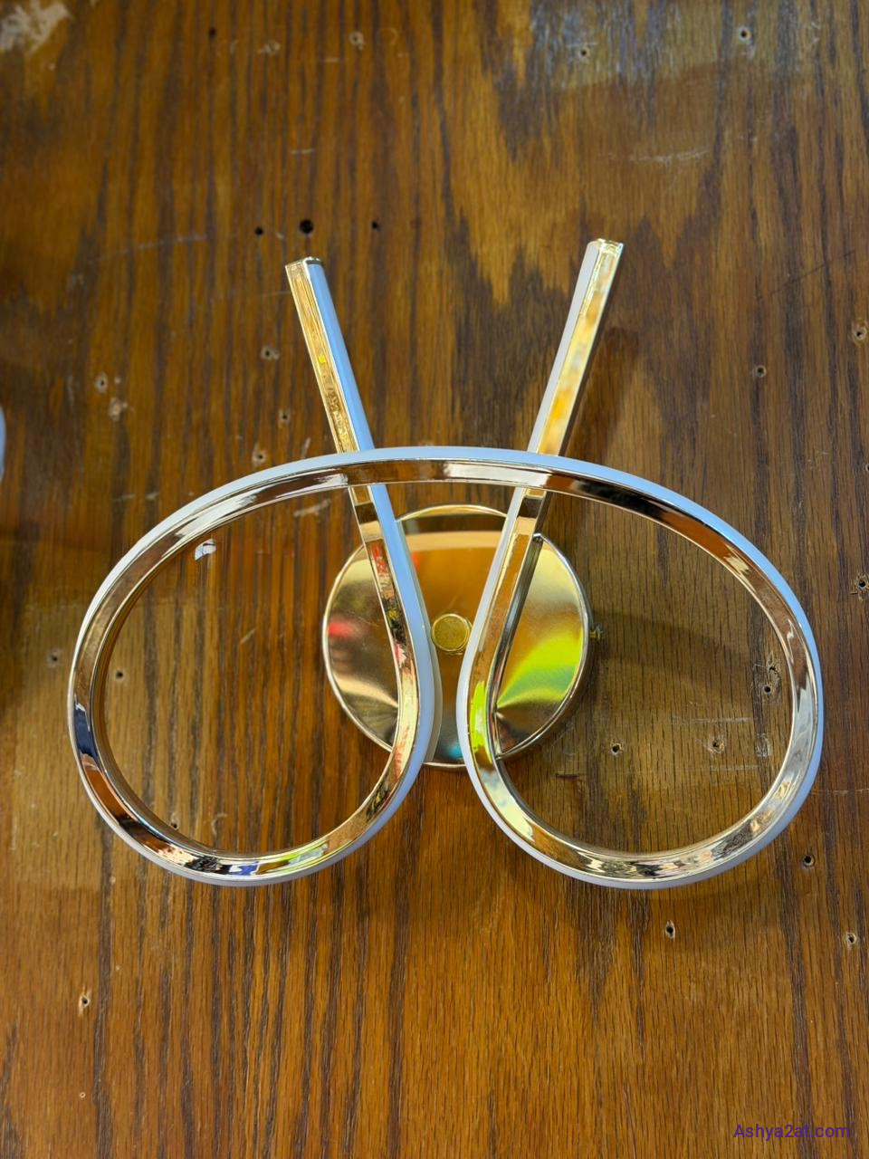 انارة جانبية معلقة