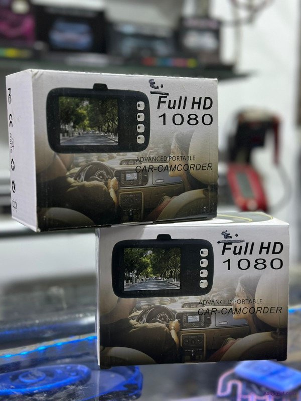 كاميرا لتسجيل الطريق